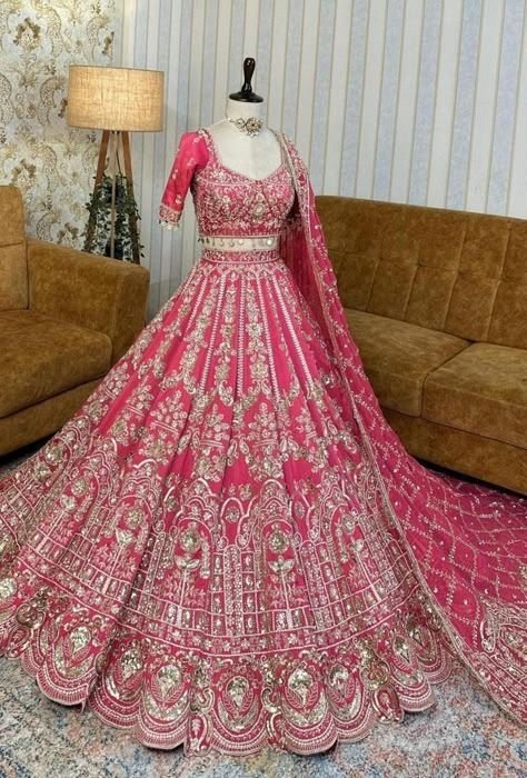 Bridal rental lehenga – Best wedding bridal outfit Malappuram for elegant brides.